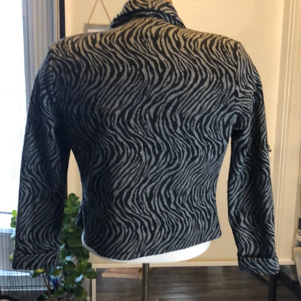 Zebra print jacket - Picture 3 of 4